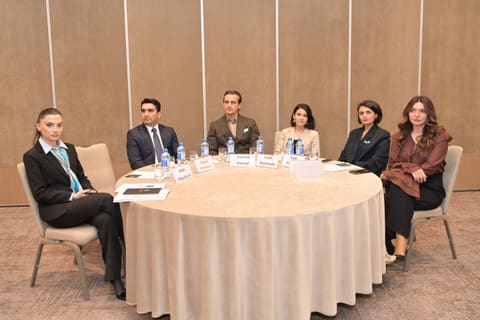 Elm və Təhsil Nazirliyində bloger və influenserlərlə açıq dialoq formatında görüş keçirilib