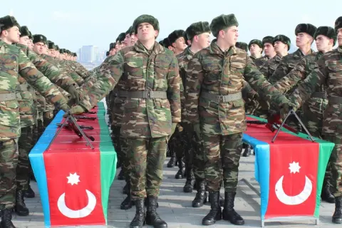 Çağırışaqədər yaş həddində olan vətəndaşlarla bağlı - QƏRAR