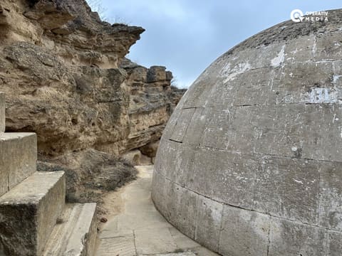 Qayanın qoynundakı sirr: Diri Baba türbəsi - FOTOREPORTAJ
