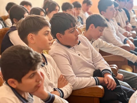 Gəncə-Daşkəsən və Lənkəran-Astara regionları üzrə “Məktəblinin hüquq bələdçisi” layihəsi keçirilib
