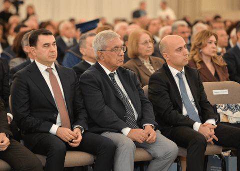 Emin Əmrullayev AzMİU-nun 50 illik yubiley tədbirində iştirak edib