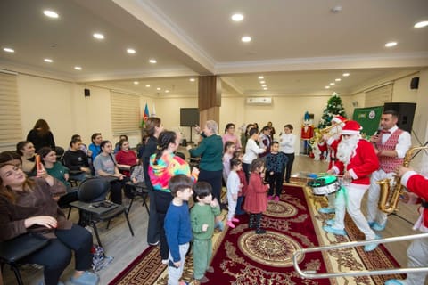 “OBA” marketlər şəbəkəsindən “Həmrəy olaq” xeyriyyə layihəsi – FOTO-VİDEO 