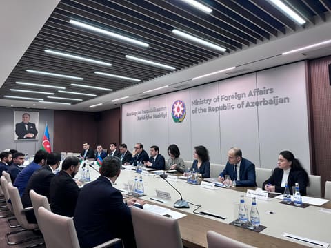Azərbaycan  və BƏƏ arasında konsulluq məsləhətləşmələri keçirilib