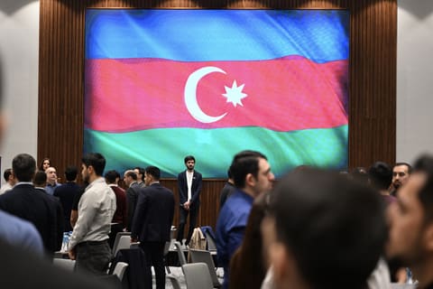 “Zəfərdən Yüksəlişə” adlı intellektual yarış keçirilib