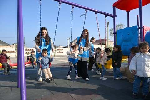 Leyla Əliyeva Qaradağda yeni parkın açılışında iştirak edib 