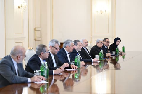 İlham Əliyev İranın xarici işlər nazirini qəbul edib