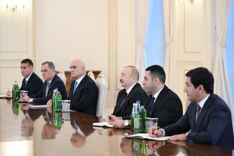 İlham Əliyev İranın xarici işlər nazirini qəbul edib