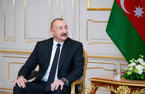 İlham Əliyevin Slovakiya Prezidenti ilə təkbətək görüşü olub