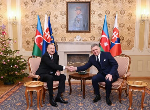 Prezident İlham Əliyev Slovakiyanın Baş naziri ilə görüşüb - YENİLƏNİB