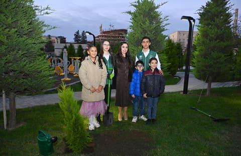 Leyla Əliyeva “ASAN Məktub” sosial proqramının 10 illiyinə həsr olunan tədbirdə iştirak edib