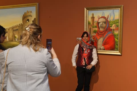 Heydər Əliyev Mərkəzində "And və Qafqaz dağları arasında təxəyyül dünyası” sərgisinin açılışı olub