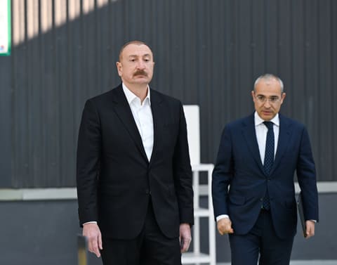 İlham Əliyev Ağdamda metal elektrik dirəklərinin istehsalı müəssisəsinin açılışında iştirak edib