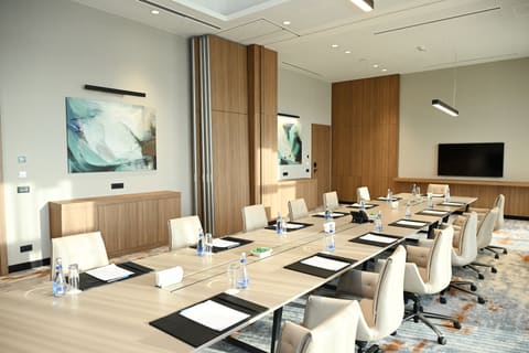 Ağdam şəhərində “Hilton Garden Inn Agdam” hoteli istifadəyə verilib