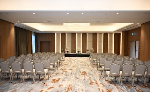 Ağdam şəhərində “Hilton Garden Inn Agdam” hoteli istifadəyə verilib