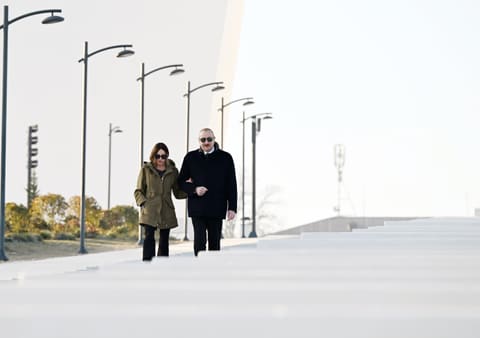 İlham Əliyev Xankəndi şəhərində Zəfər parkının açılışında iştirak edib -YENİLƏNİB