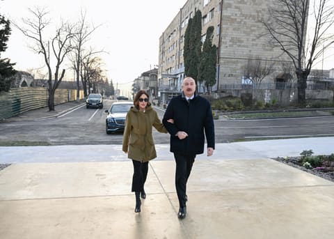 İlham Əliyev Xankəndi şəhərində Zəfər parkının açılışında iştirak edib -YENİLƏNİB