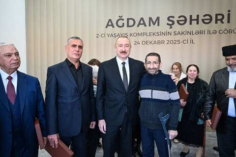 İlham Əliyev Ağdamda 2-ci yaşayış kompleksinin açılışında iştirak edib - YENİLƏNİB