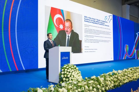 Müsabiqədən kadr hərəkatına: “Yüksəliş” Azərbaycanda yeni nəsil idarəçiləri necə formalaşdırır?