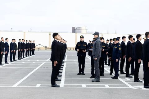 Daxili işlər naziri gənclərin sırasından seçim edib