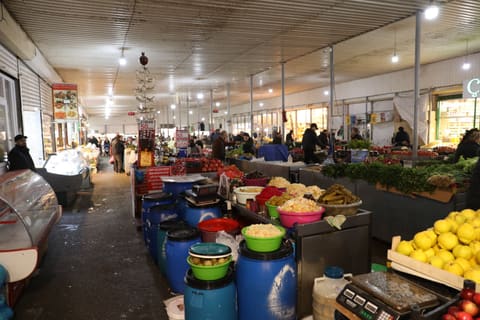 “8-ci km" bazarında antisanitar vəziyyət - FOTOLAR