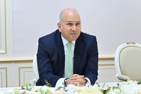 Sahibə Qafarova Misirin ölkəmizdəki səfiri ilə görüşüb
