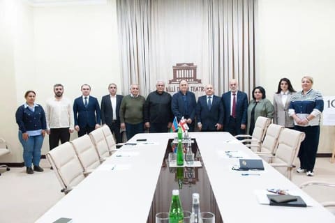Gürcü rejissor Akademik Milli Dram Teatrında “Kral Lir”ə quruluş verəcək