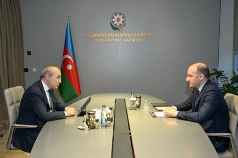 Mikayıl Cabbarov dördüncü “Yüksəliş” müsabiqəsinin qalibləri ilə görüşüb