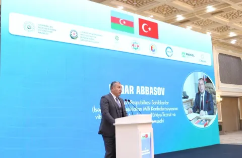 Azərbaycan Türkiyənin sərhədyanı bölgələri ilə iqtisadi-ticarət əlaqələrinin genişləndirilməsini müzakirə edib - Fotolar