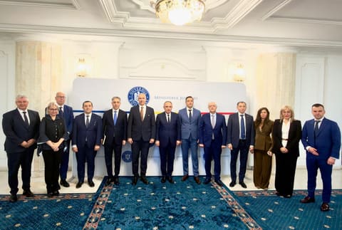 Kamran Əliyev Rumıniyada işgüzar səfərdədir