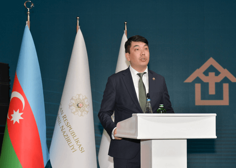 Emin Əmrullayev AzMİU-nun 50 illik yubiley tədbirində iştirak edib