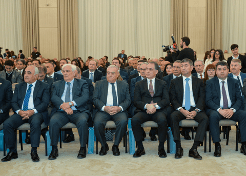 Emin Əmrullayev AzMİU-nun 50 illik yubiley tədbirində iştirak edib