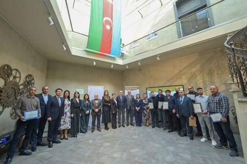 “Elm və təhsil obyektivdə” foto-video müsabiqəsinin qalibləri mükafatlandırılıb