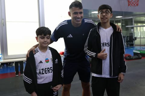 “Qarabağ” FK-da internat məktəbi şagirdləri ilə görüş keçirilib