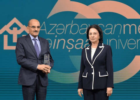 Emin Əmrullayev AzMİU-nun 50 illik yubiley tədbirində iştirak edib
