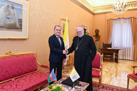 Ceyhun Bayramov Vatikanın arxiyepiskopu Pol Riçard Qallager ilə görüşüb - YENİLƏNİB