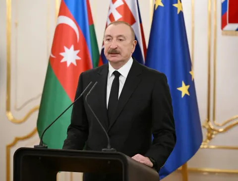 Azərbaycan və Slovakiya prezidentləri mətbuata bəyanatlarla çıxış ediblər - YENİLƏNİB