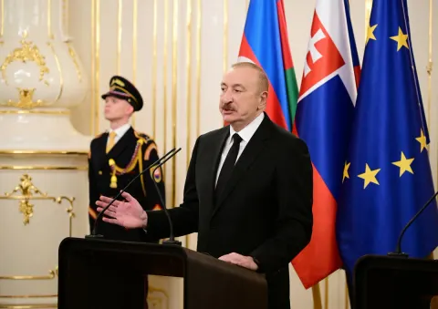 Azərbaycan və Slovakiya prezidentləri mətbuata bəyanatlarla çıxış ediblər - YENİLƏNİB