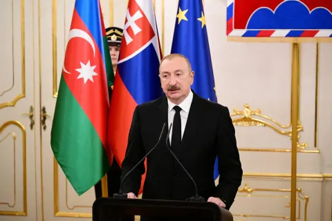 Azərbaycan və Slovakiya prezidentləri mətbuata bəyanatlarla çıxış ediblər - YENİLƏNİB