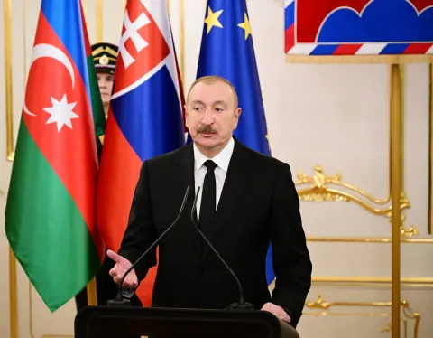 Azərbaycan və Slovakiya prezidentləri mətbuata bəyanatlarla çıxış ediblər - YENİLƏNİB