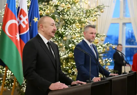 Azərbaycan və Slovakiya prezidentləri mətbuata bəyanatlarla çıxış ediblər - YENİLƏNİB