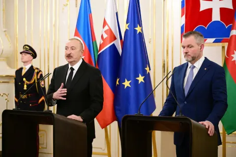 Azərbaycan və Slovakiya prezidentləri mətbuata bəyanatlarla çıxış ediblər - YENİLƏNİB