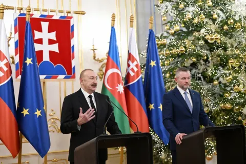 Azərbaycan və Slovakiya prezidentləri mətbuata bəyanatlarla çıxış ediblər - YENİLƏNİB