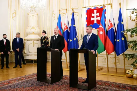 Azərbaycan və Slovakiya prezidentləri mətbuata bəyanatlarla çıxış ediblər - YENİLƏNİB