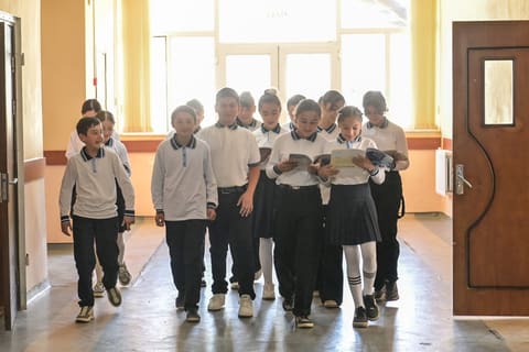 Gədəbəy məktəblərindən fotoreportaj: “Məktəbdə bir gün” 