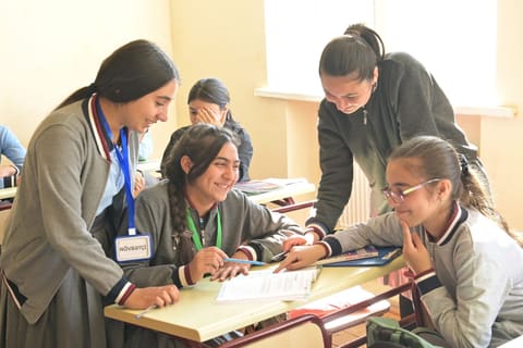 Gədəbəy məktəblərindən fotoreportaj: “Məktəbdə bir gün” 