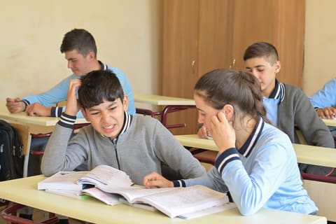 Gədəbəy məktəblərindən fotoreportaj: “Məktəbdə bir gün” 