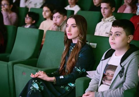 Leyla Əliyeva və Alena Əliyeva DOST İnklüziv İnkişaf və Yaradıcılıq Mərkəzini ziyarət ediblər