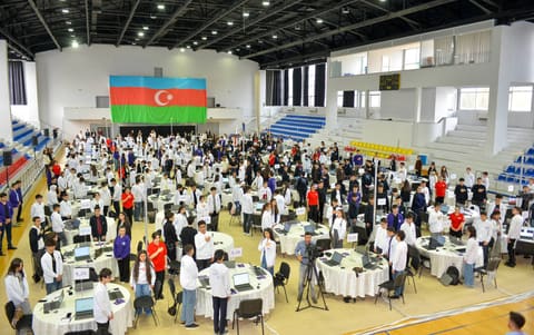 Məktəblilərarası Milli Hakaton – 2025-in final mərhələsinə infotur təşkil olunub