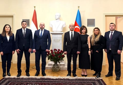 Niderlandda Ulu Öndər Heydər Əliyevin anım günü qeyd edilib
