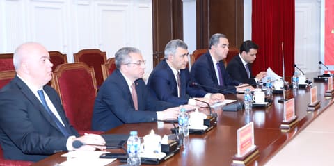 Ali Məhkəmənin sədri Vyetnamda səfərdə olub